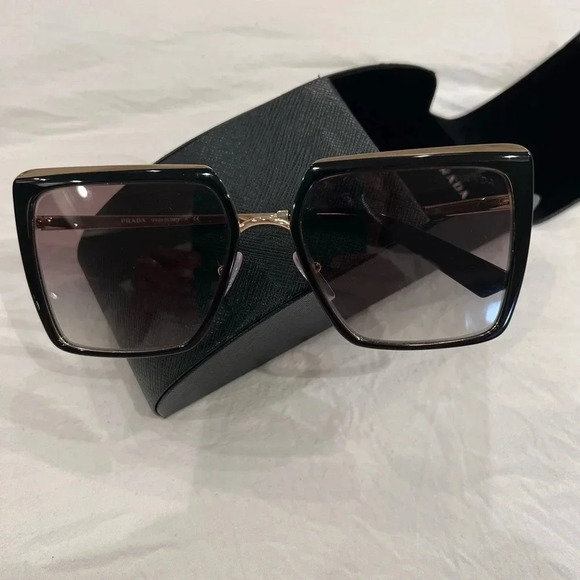 Prada PR 58WS Sunglasses - Picture 2 of 9